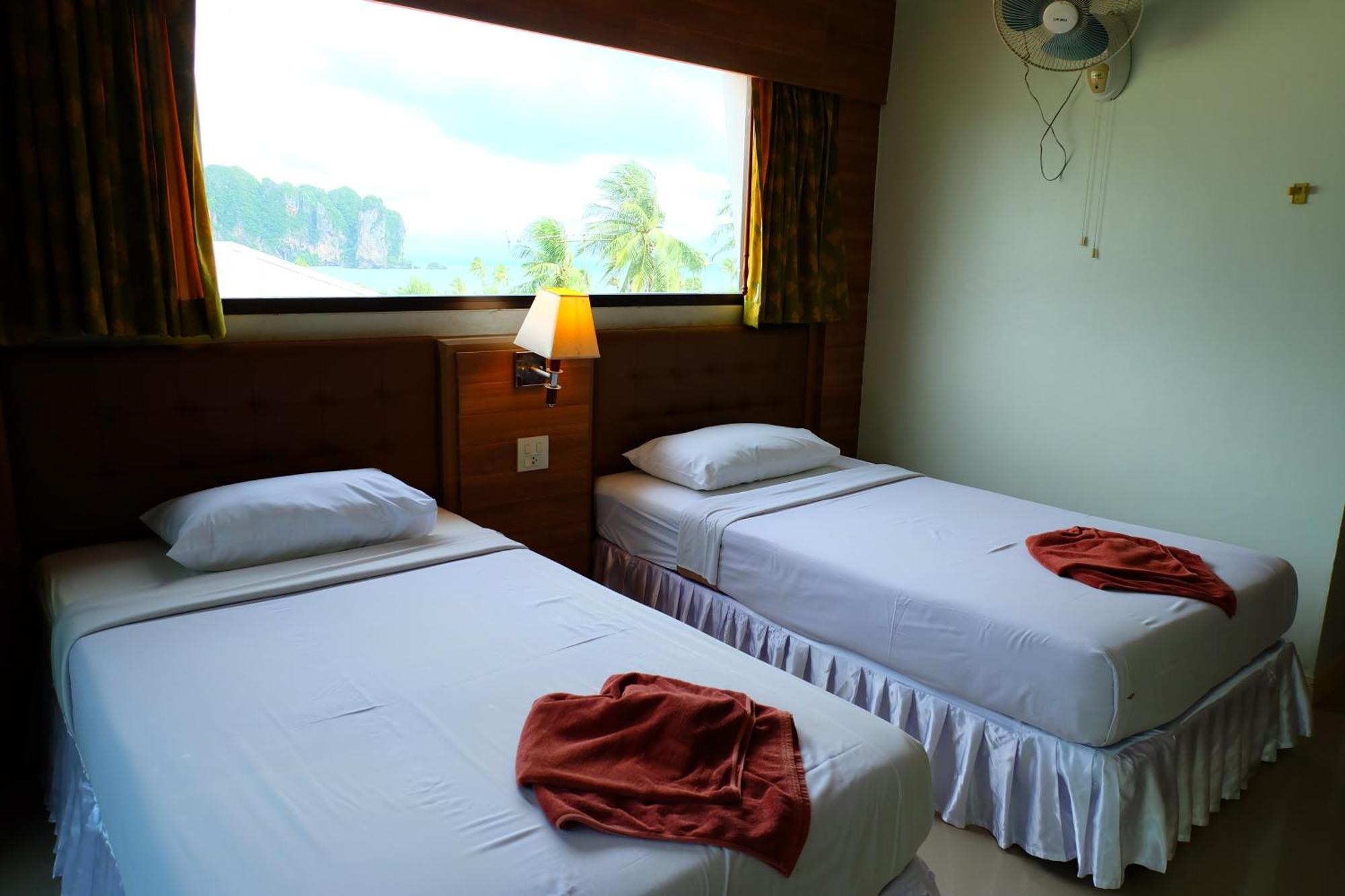 Zweibettzimmer mit Blick