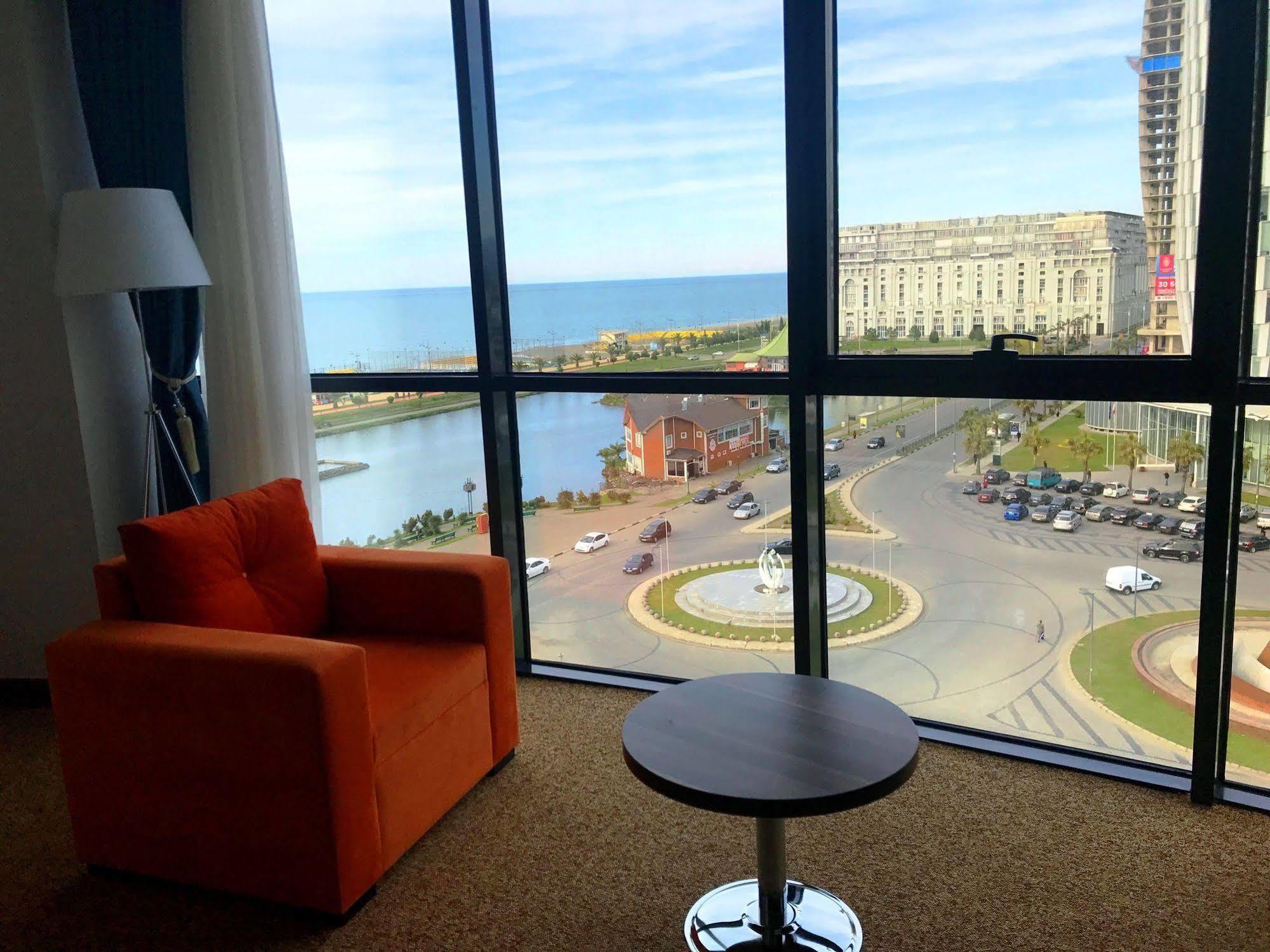 Twin Room with Sea View,999100446:JPEG