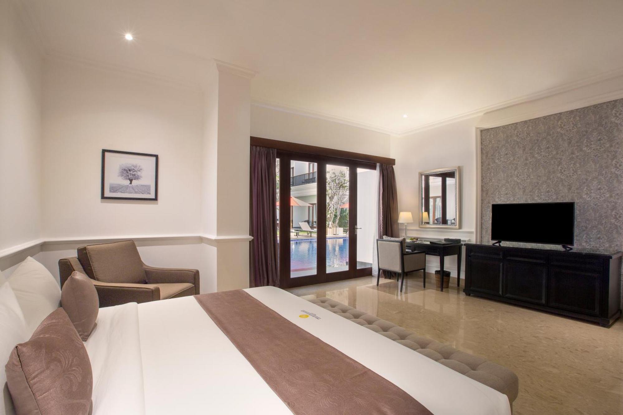 Executive Room with Pool Access,712522399:JPEG