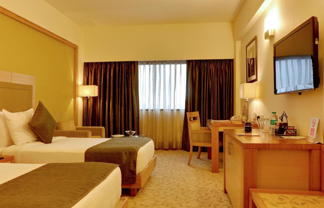 Deluxe Room on F&B,737761609:JPEG