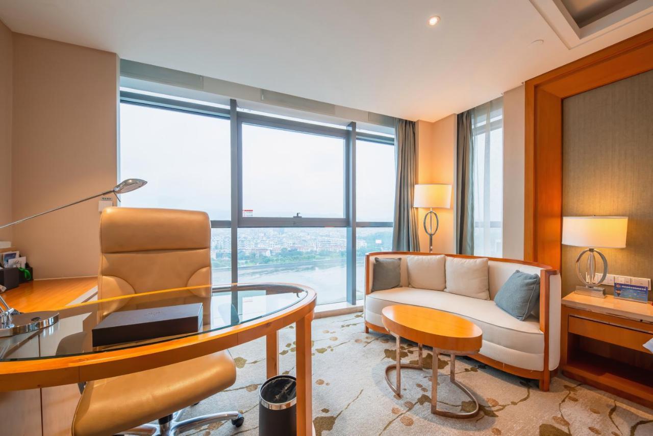 Chambre Affaires avec Lits Jumeaux et Vue Rivière.