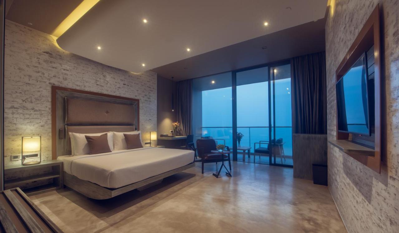 Deluxe Double or Twin Room Sea View