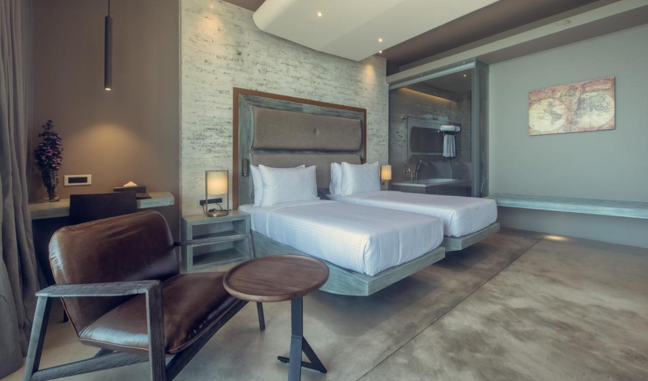 Deluxe Double or Twin Room Sea View