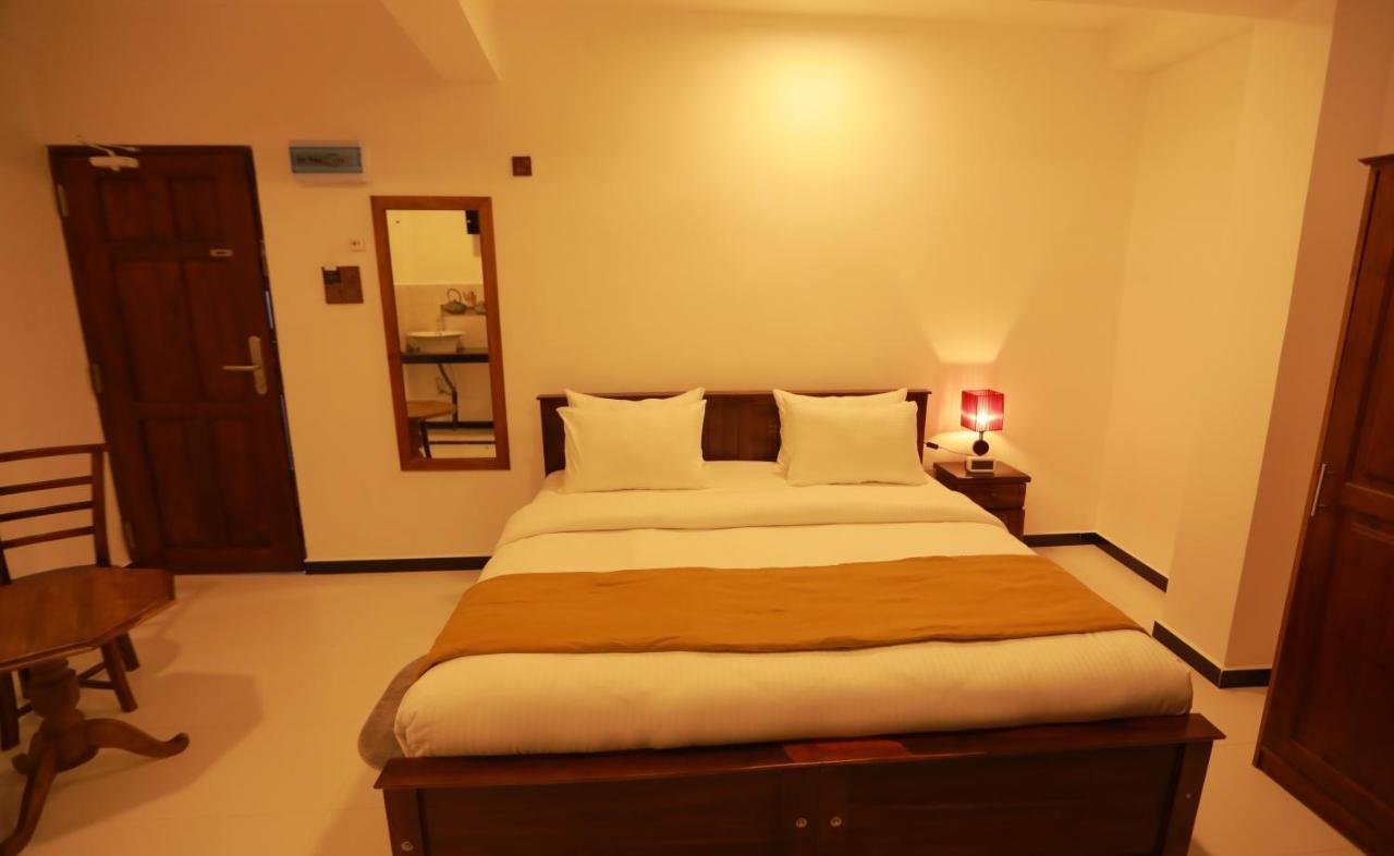 Deluxe Double Room with Balcony,776112070:JPEG