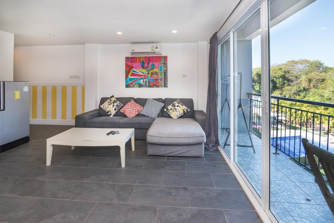 Two-Bedroom Apartment with Terrace,775309609:JPEG