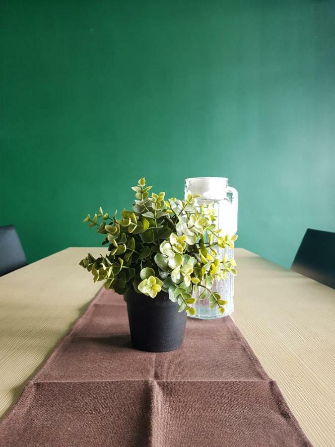 Quarto Privativo com 2 Camas de Solteiro