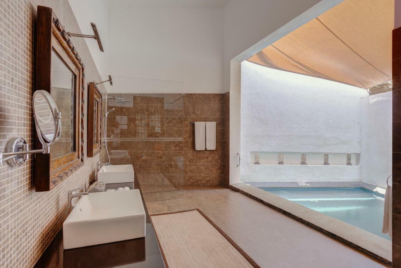 Premier Suite with Plunge Pool,806577039:JPEG