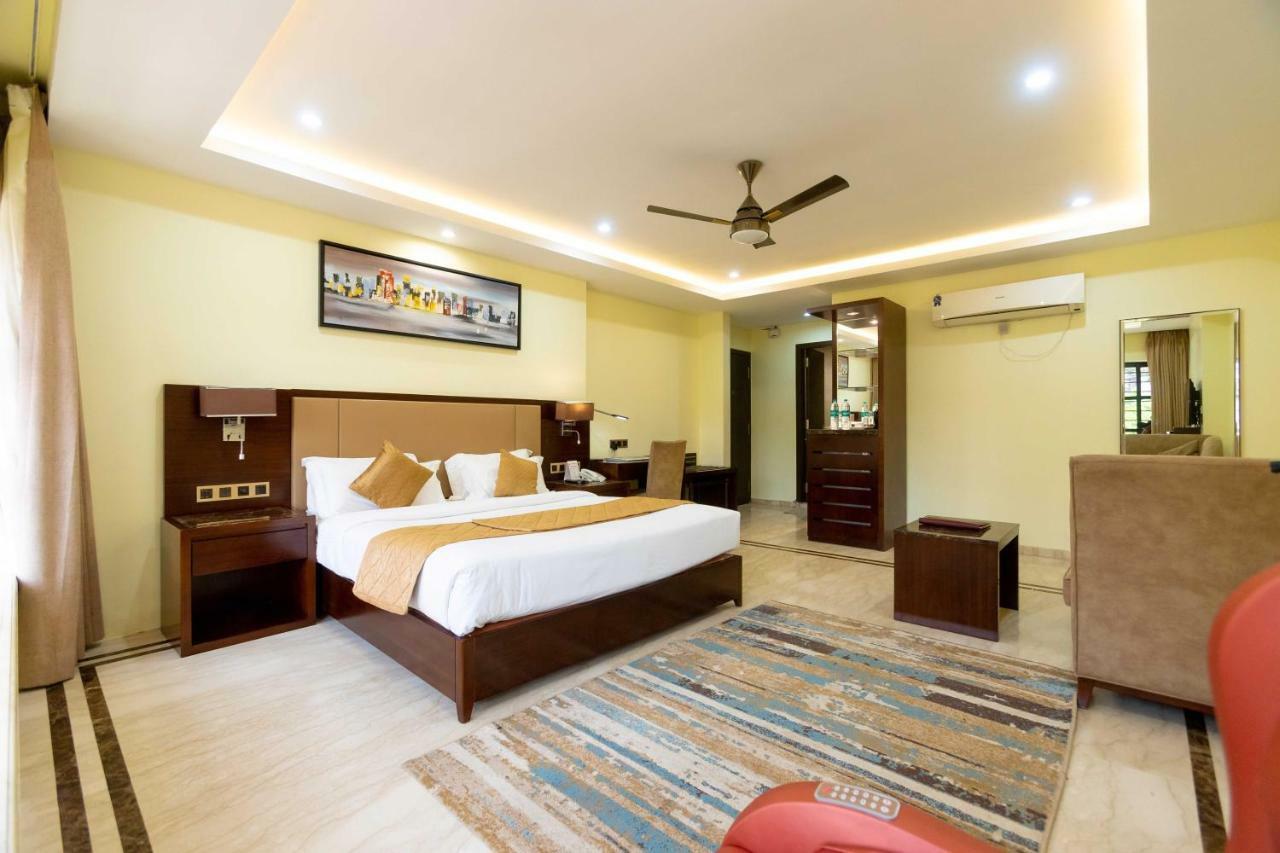 Superior Double Room,812317972:JPEG
