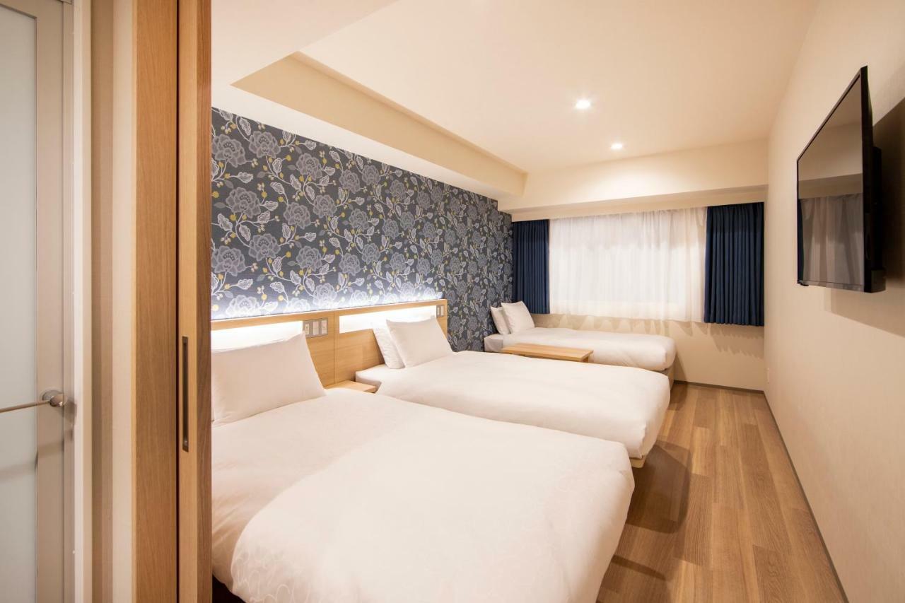 Standard Twin Room Sofa