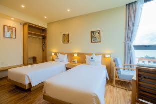 Standard Double or Twin Room with Garden View