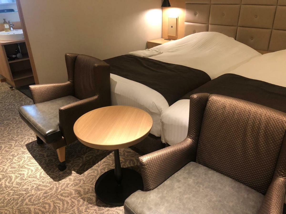Standard Twin Room - Non-Smoking,834208655:JPEG