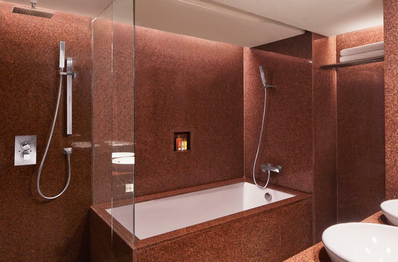 Executive Suite Partial Sea View King Bed with one way airport transfer,1214548120:JPEG