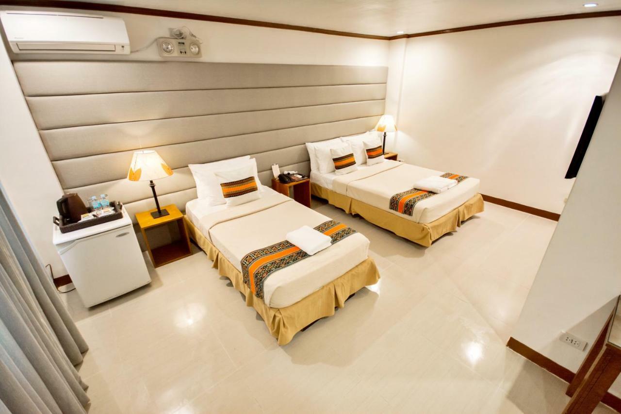 Standard Triple Room,909237580:JPEG
