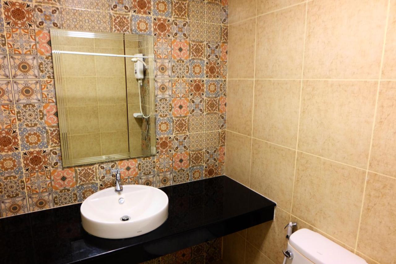 Standard Double Room,1208960056:JPEG