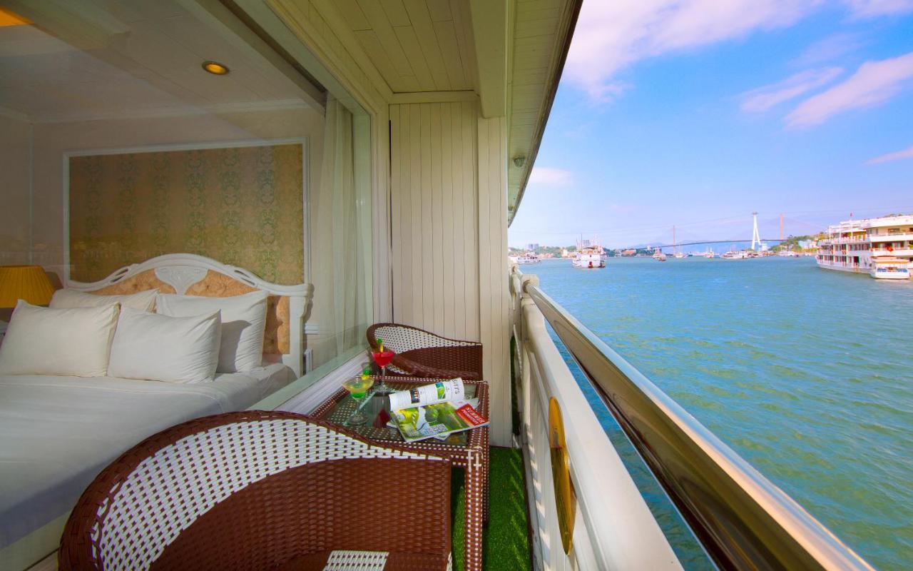 Senior Suite with Private Balcony - 2 Days 1 Night,943634782:JPEG