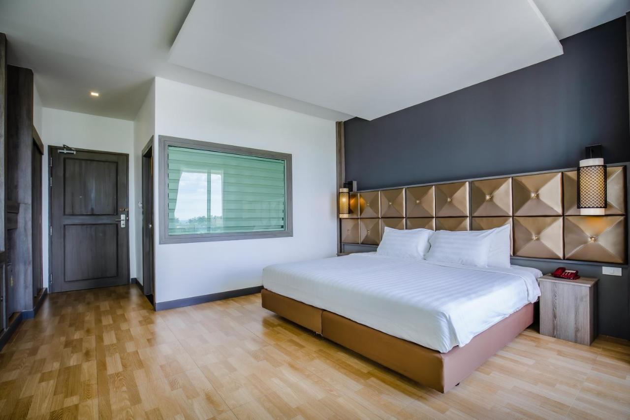 Deluxe Double or Twin Room,943714939:JPEG