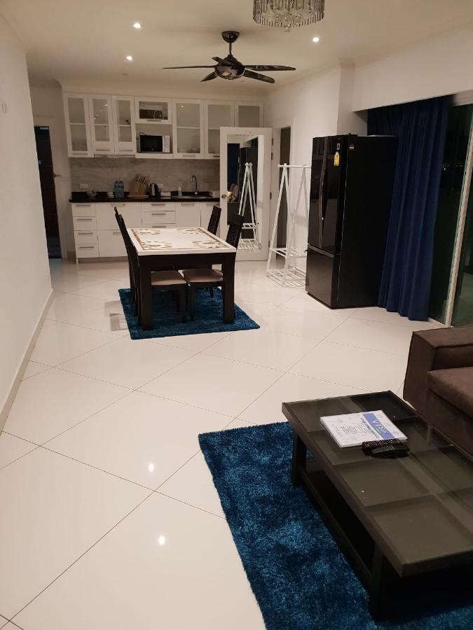 Two-Bedroom Apartment,1337894003:JPEG