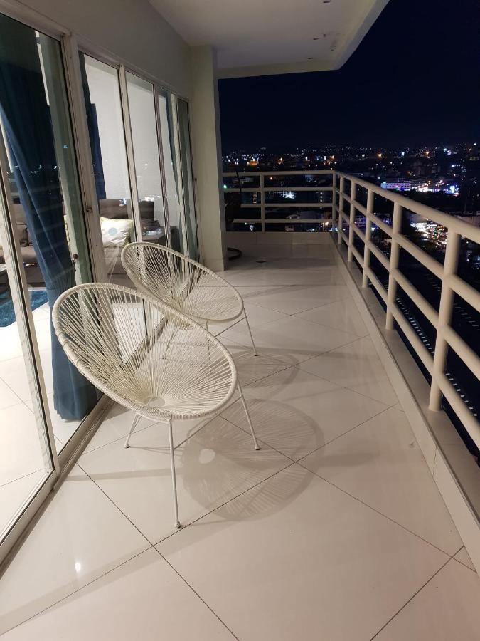 Two-Bedroom Apartment,951499579:JPEG