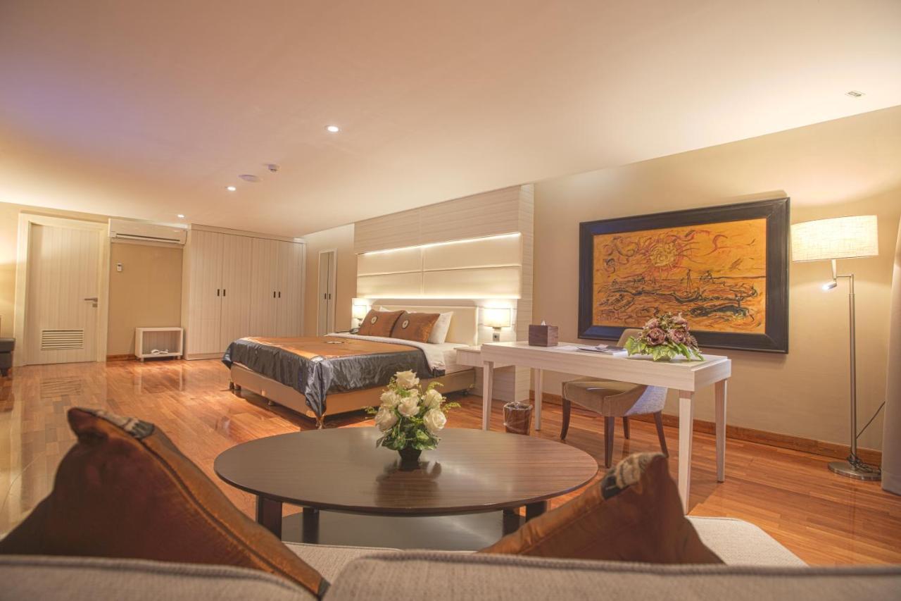 Penthouse Apartment,969333181:JPEG