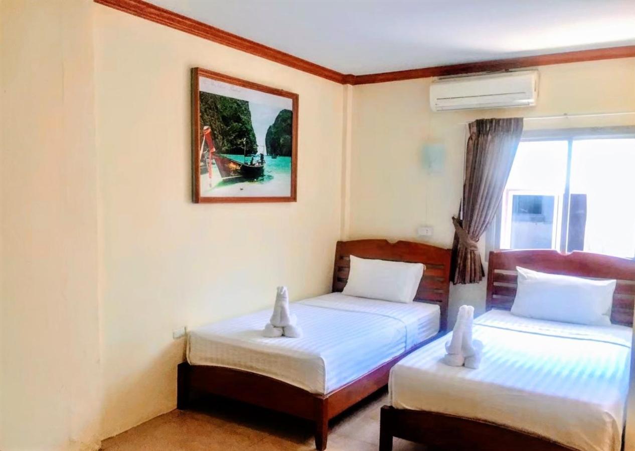 Deluxe Twin Room,979446799:JPEG