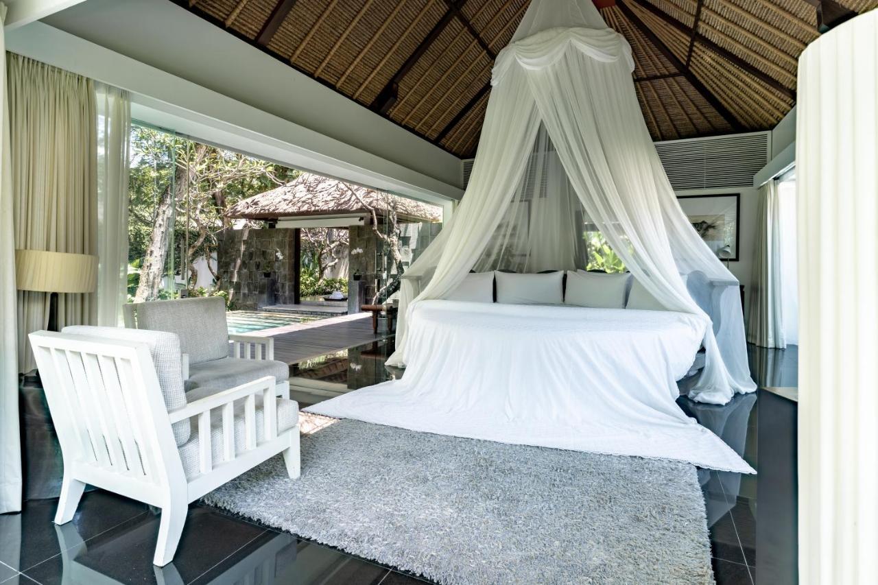 One-Bedroom Luxury Pool Villa Airport Transfer
