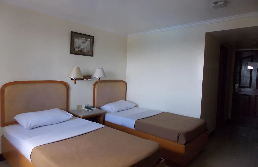 Diplomat Hotel-1
