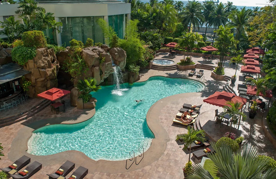 Diamond Hotel Philippines-1