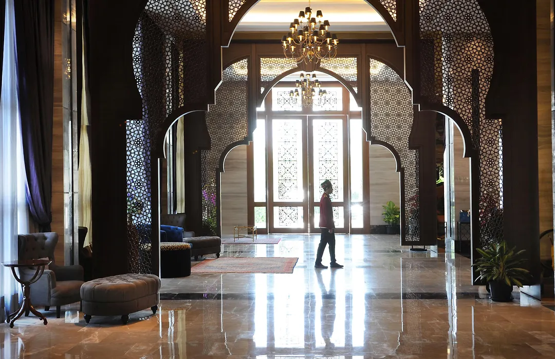 Al Meroz Hotel Bangkok - The Leading Halal Hotel-1