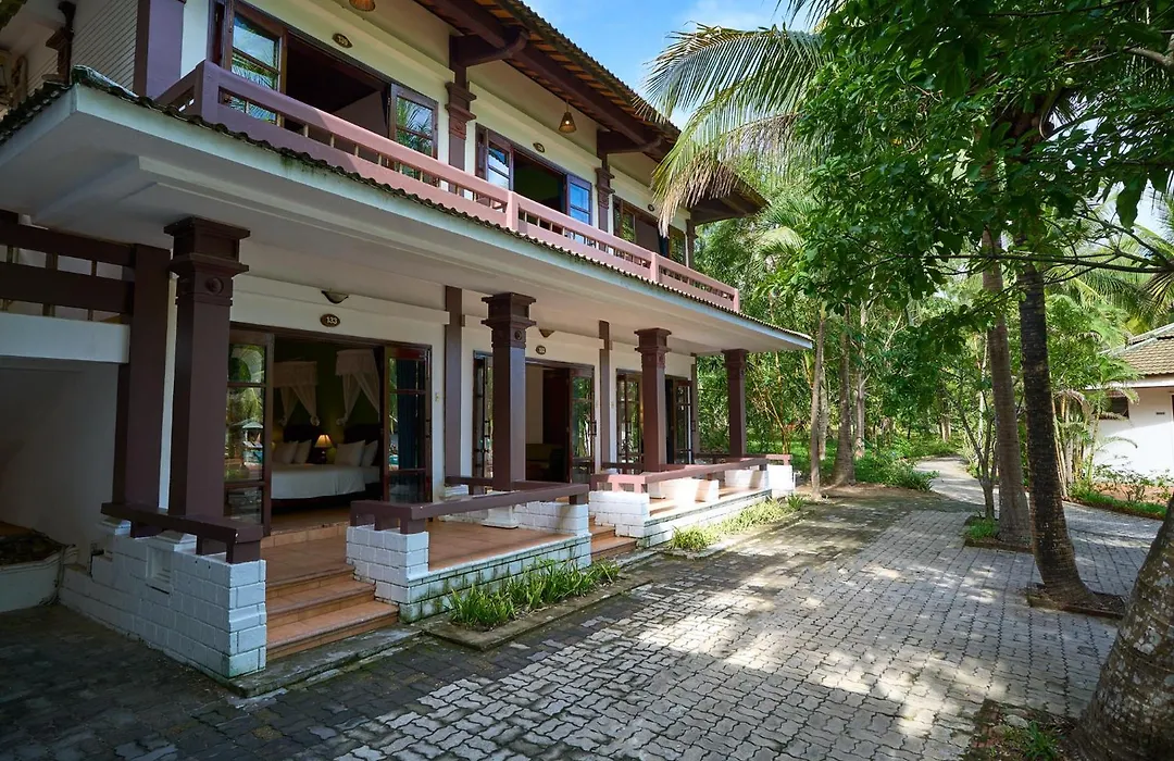 Lang Co Beach Resort-1