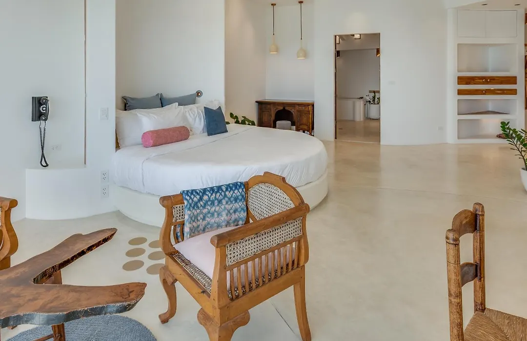 Ampersand Resort-1