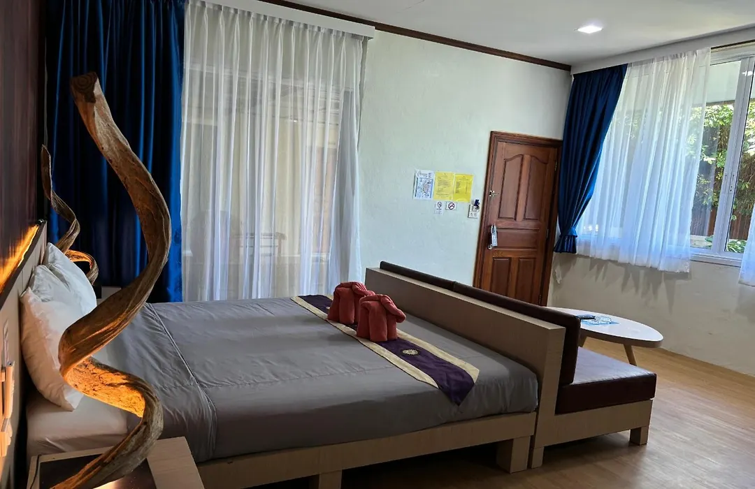 Paradise Resort Phi Phi-1