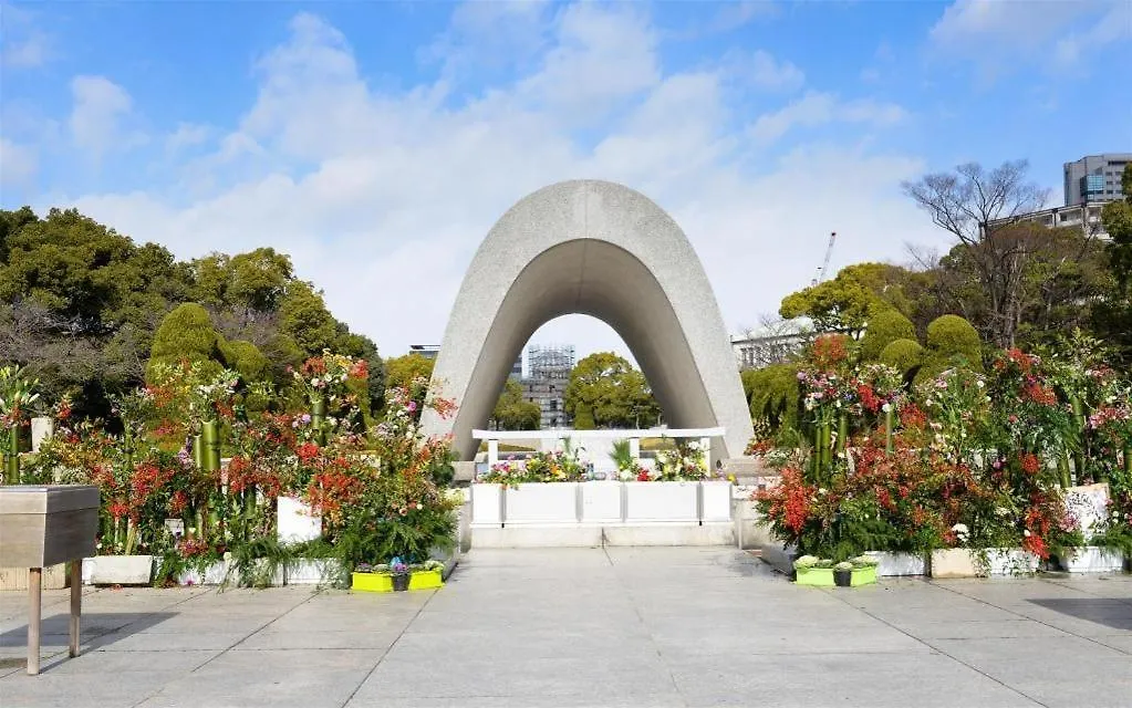Hotel Park Side Hiroshima Peace Park-1