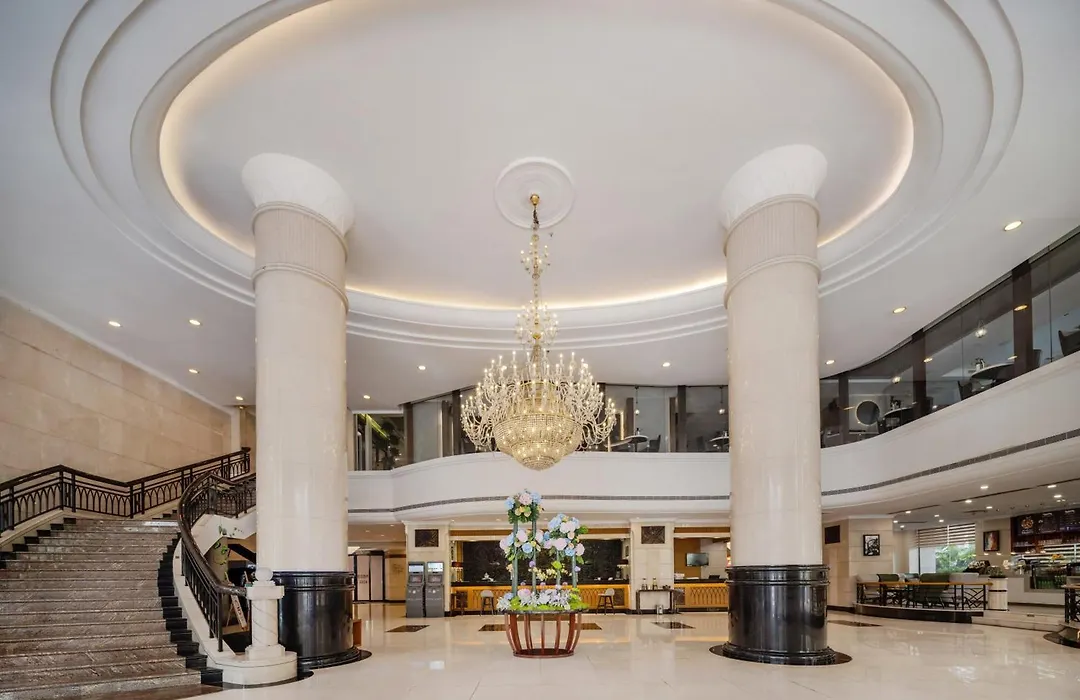 Grand Skylight Hotel Shenzhen (Huaqiang NorthBusiness Zone)-1