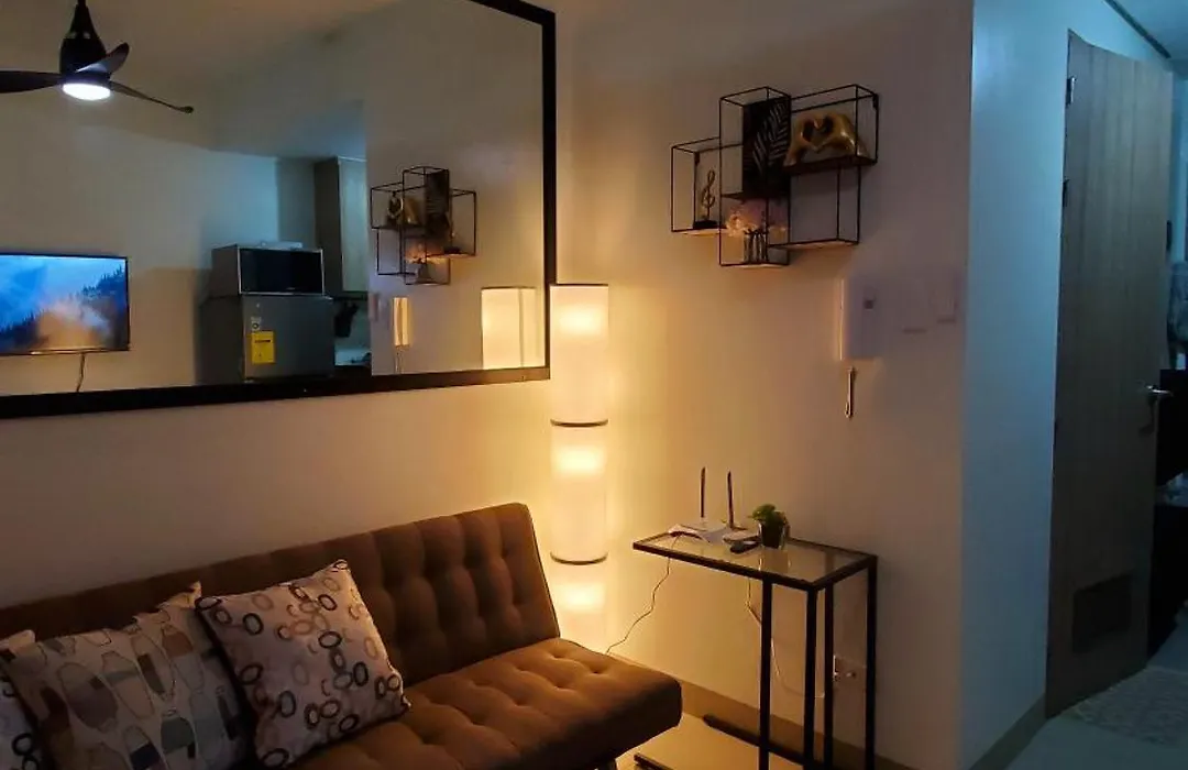 Shore 2 1Br Suite With Balcony Within Mall Of Asia Complex-1