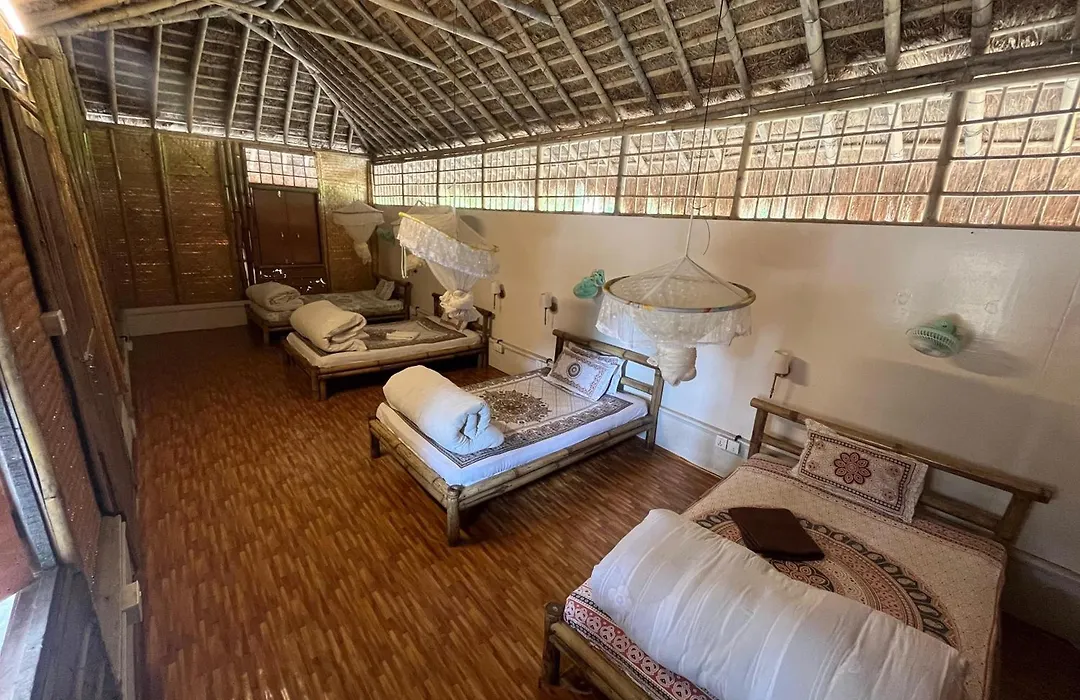 Happy Lemon Tree Lodge-1