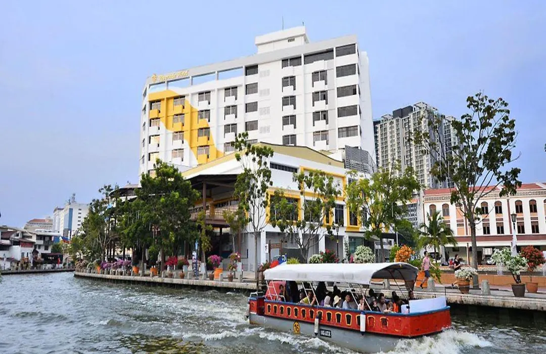Sunday Malacca Formerly Tun Fatimah-1