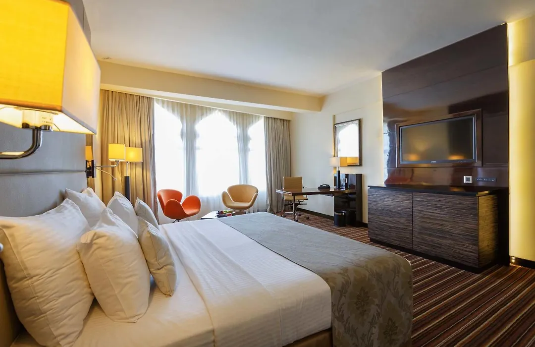 Ramada Colombo-1