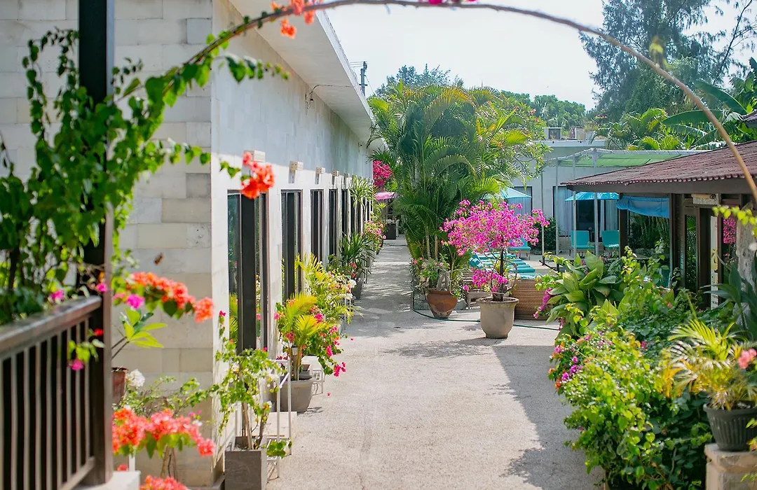 Kura Kura Resort Gili Meno-1