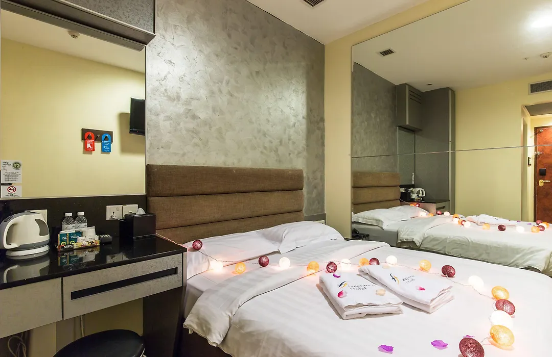 Ibis Budget Singapore Bugis-1