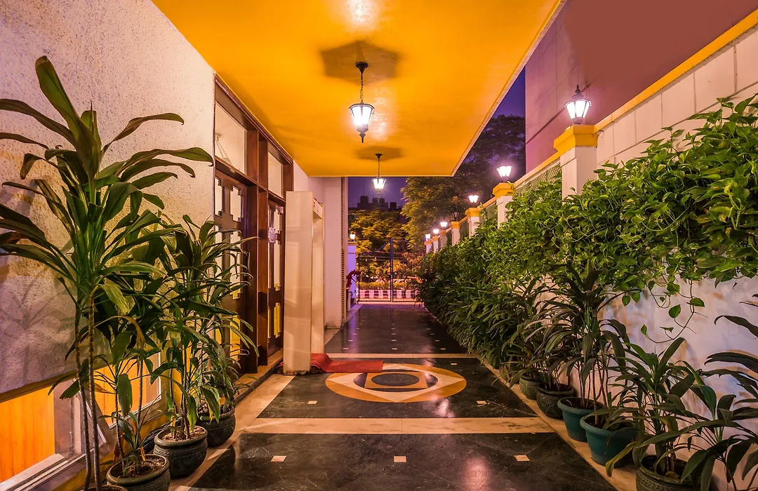 Home@F37 Kailash Colony Metro-1