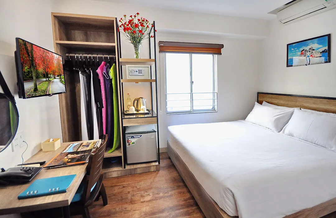Golden Lotus Hotel-1