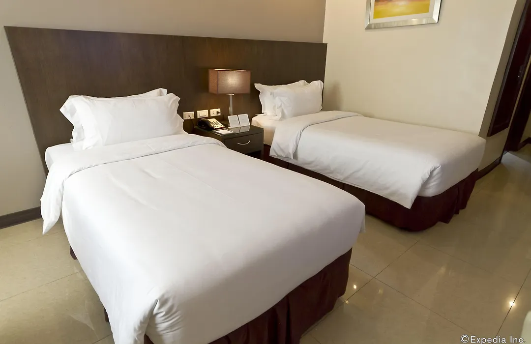Mandarin Plaza Hotel-1