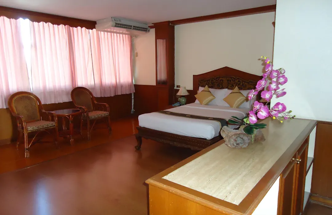 Top North Hotel-1