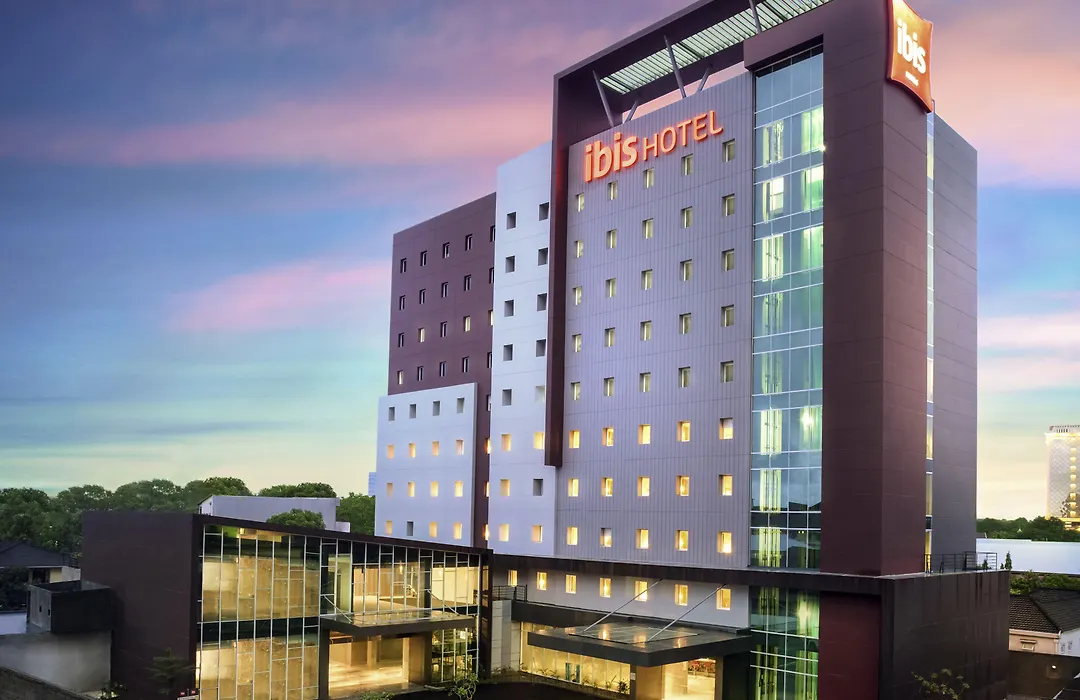 Ibis Makassar City Center-1