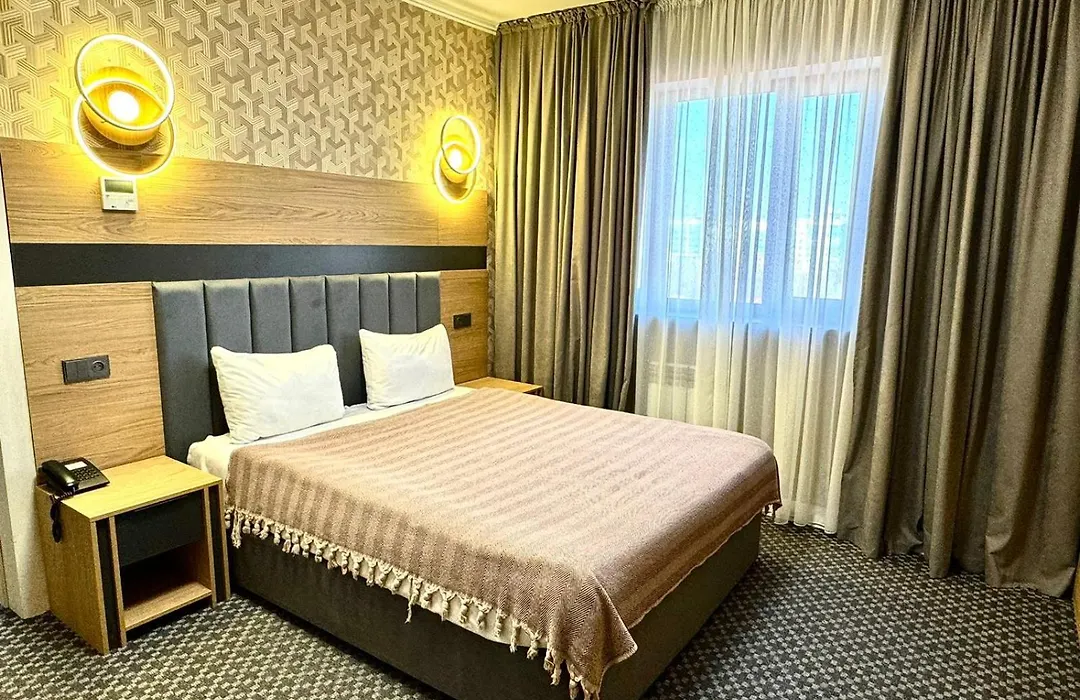 Golden Palace Hotel-1