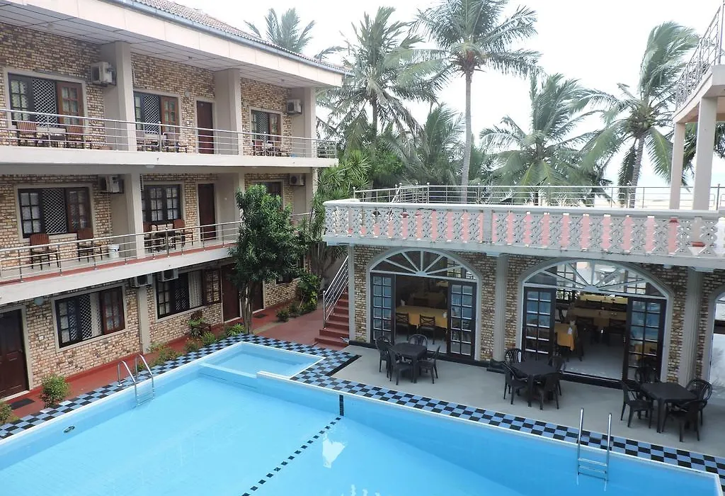 Oasis Beach Resort-1
