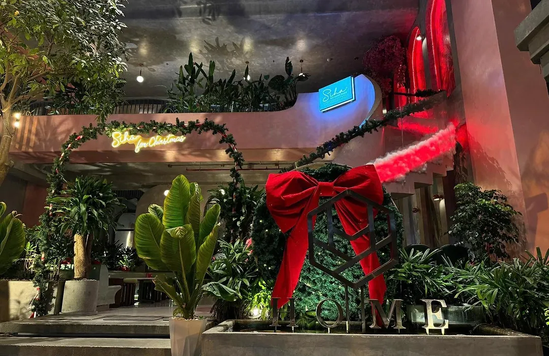 Home Hotel-1