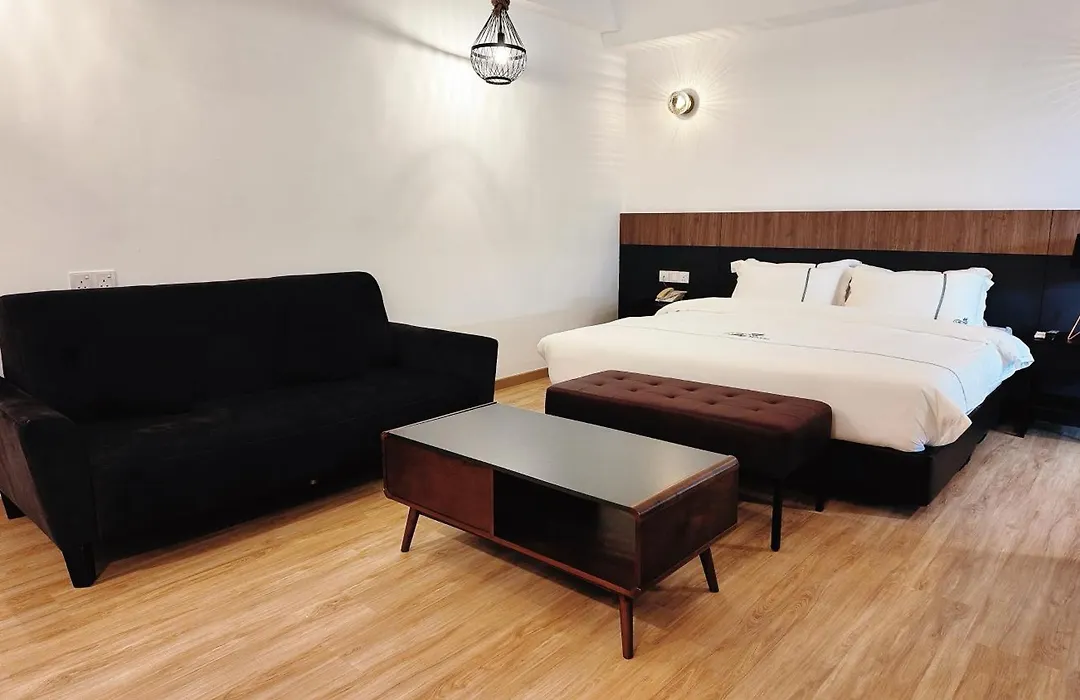 Thy Executive Hotel-1