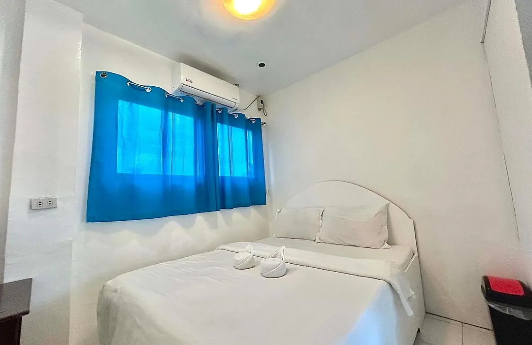 Luna Oslob Travellers Inn-1
