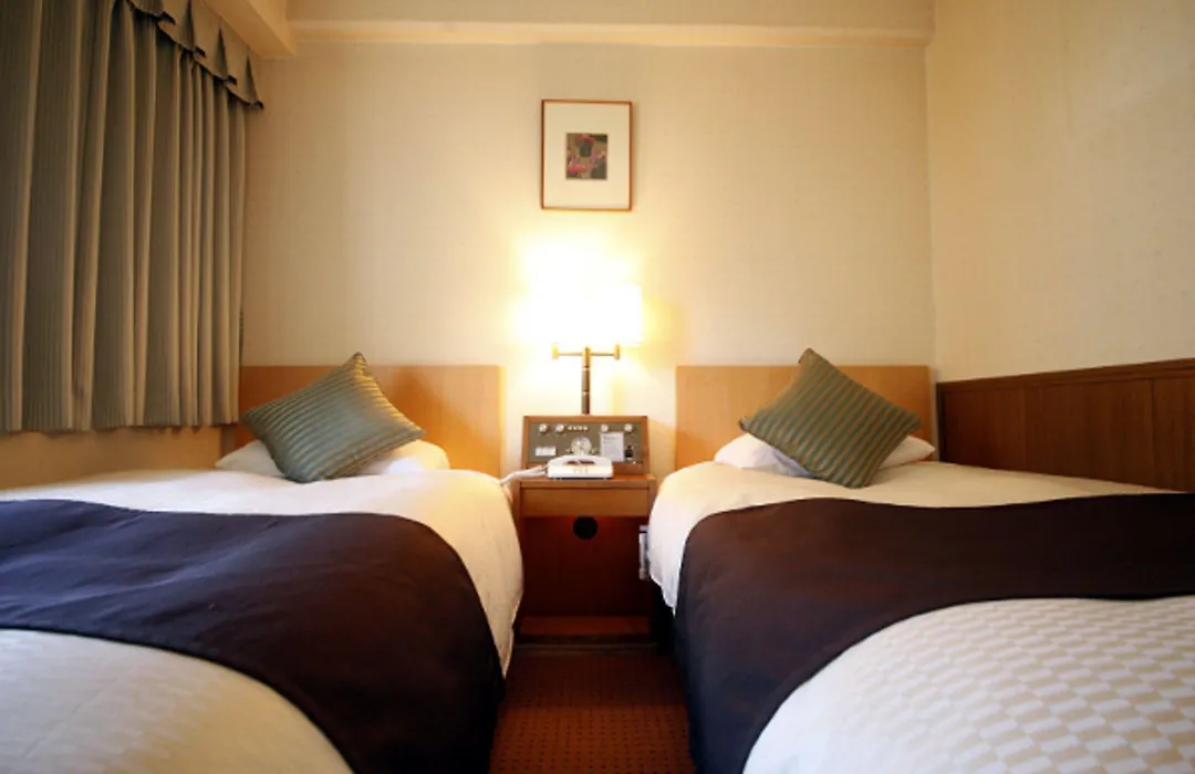 Central Hotel-1